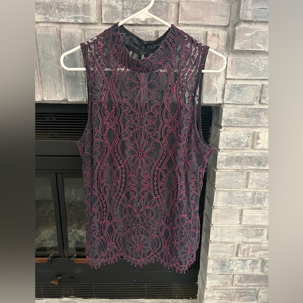 WHBM Two Tone Lace Shell